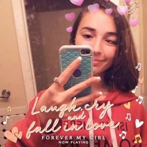 Meet your Posher, Alli